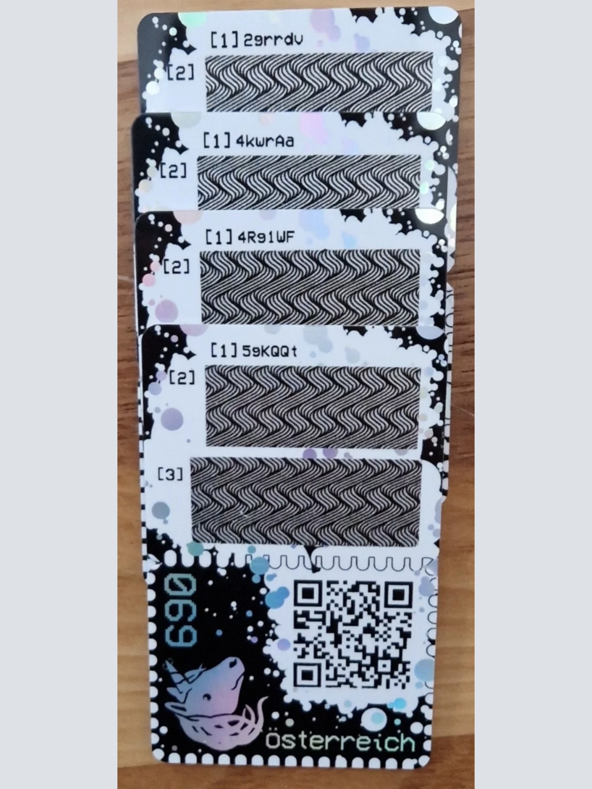 12x Cryptostamps 1.0 Österreich, 4x schwarz, 8x grün