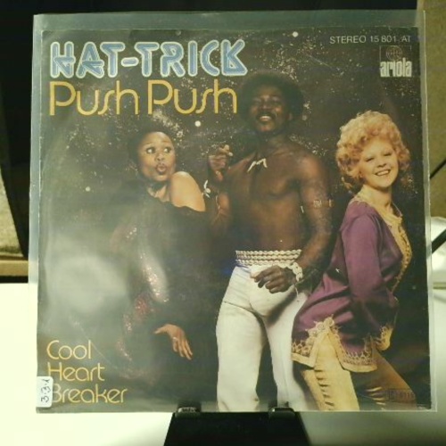 SINGLE / Hat-Trick – Push Push