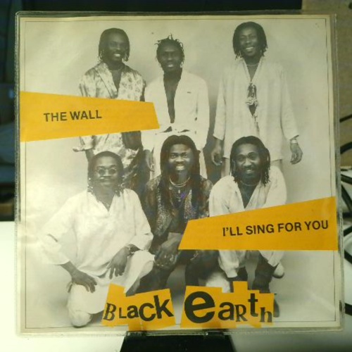 SINGLE / Black Earth (2) – Brick In The Wall / I'll Sing For You