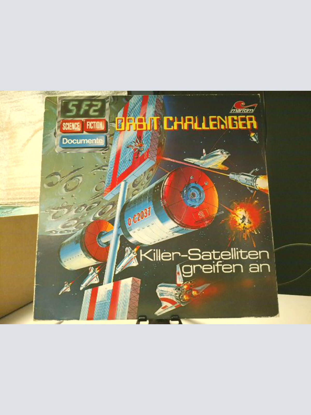 LP / P. Bars – Orbit Challenger - Killer-Satelliten Greifen An