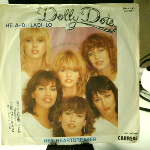SINGLE / Dolly Dots – Hela-Di-Ladi-Lo