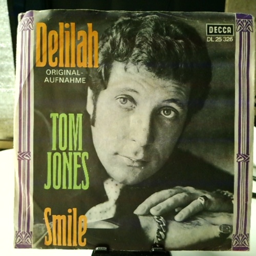 SINGLE / Tom Jones – Delilah