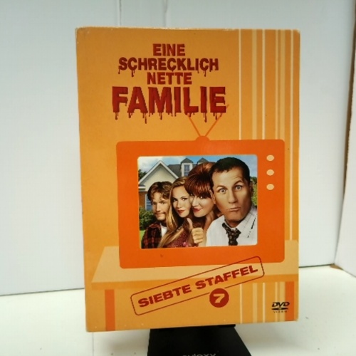DVD / Eine schrecklich nette Familie - Staffel 7 [3 DVDs]