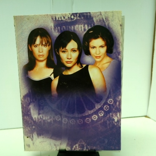 DVD / Charmed (The Complete First Season)