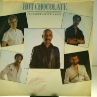 SINGLE / Hot Chocolate – It Started With A Kiss