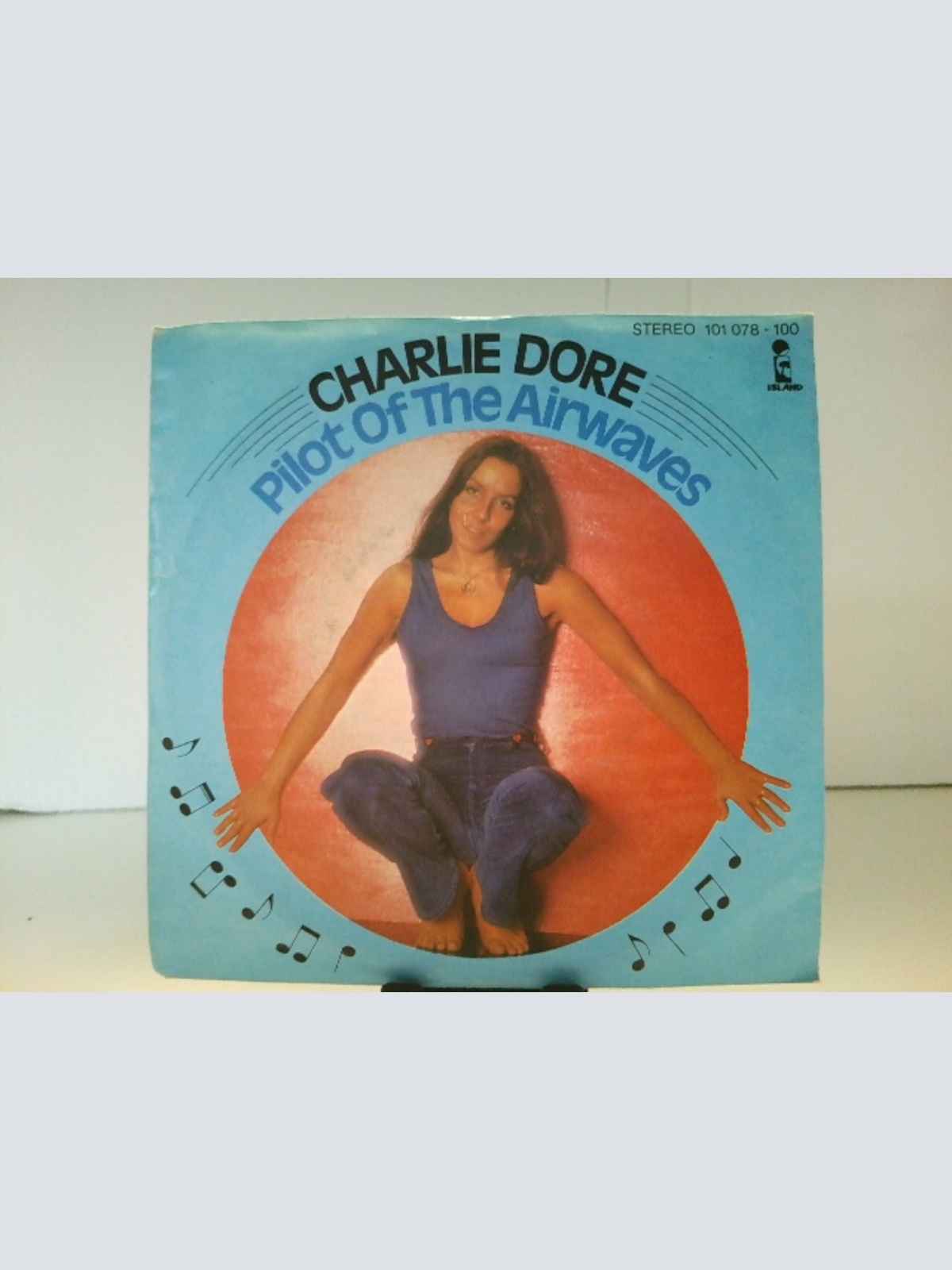 SINGLE / Charlie Dore – Pilot Of The Airwaves