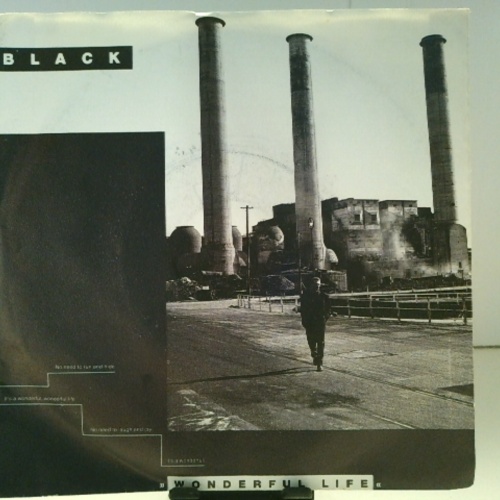 SINGLE / Black (2) – Wonderful Life