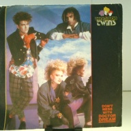 SINGLE / Thompson Twins – Don't Mess With Doctor Dream