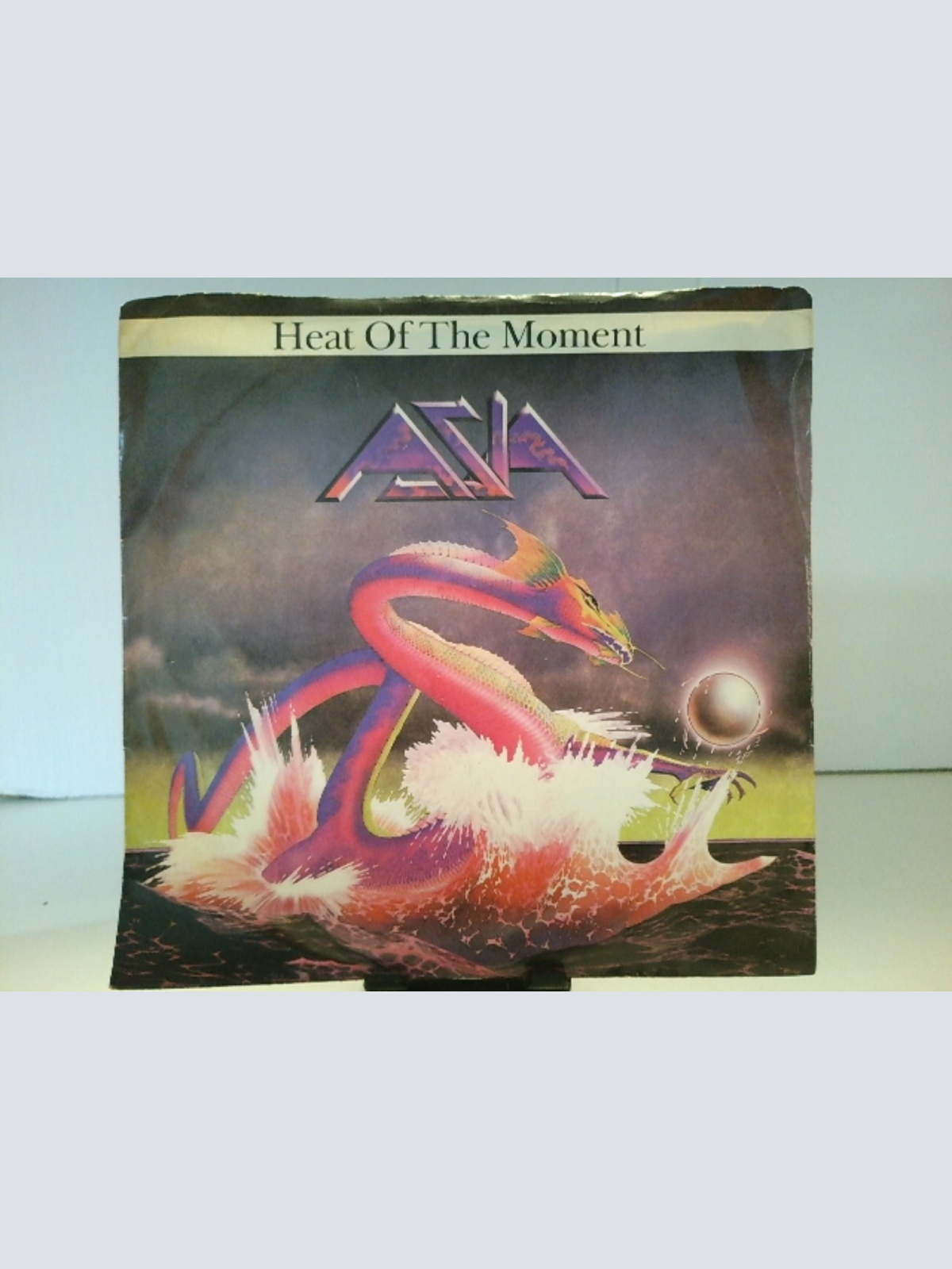 SINGLE / Asia (2) – Heat Of The Moment