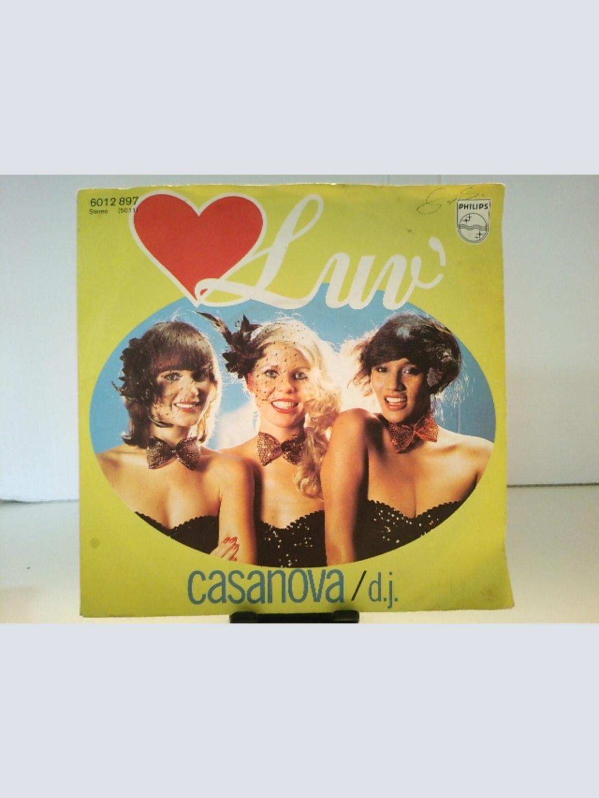 SINGLE / Luv' – Casanova