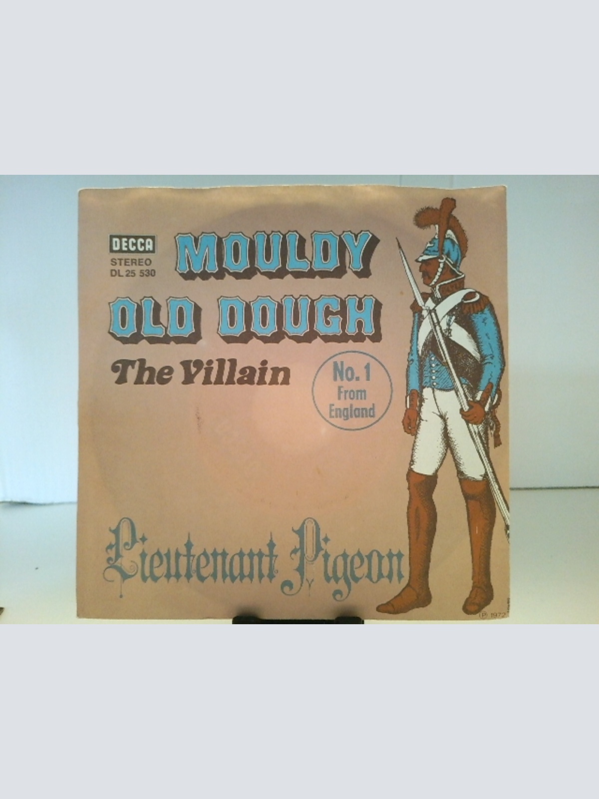 SINGLE / Lieutenant Pigeon – Mouldy Old Dough
