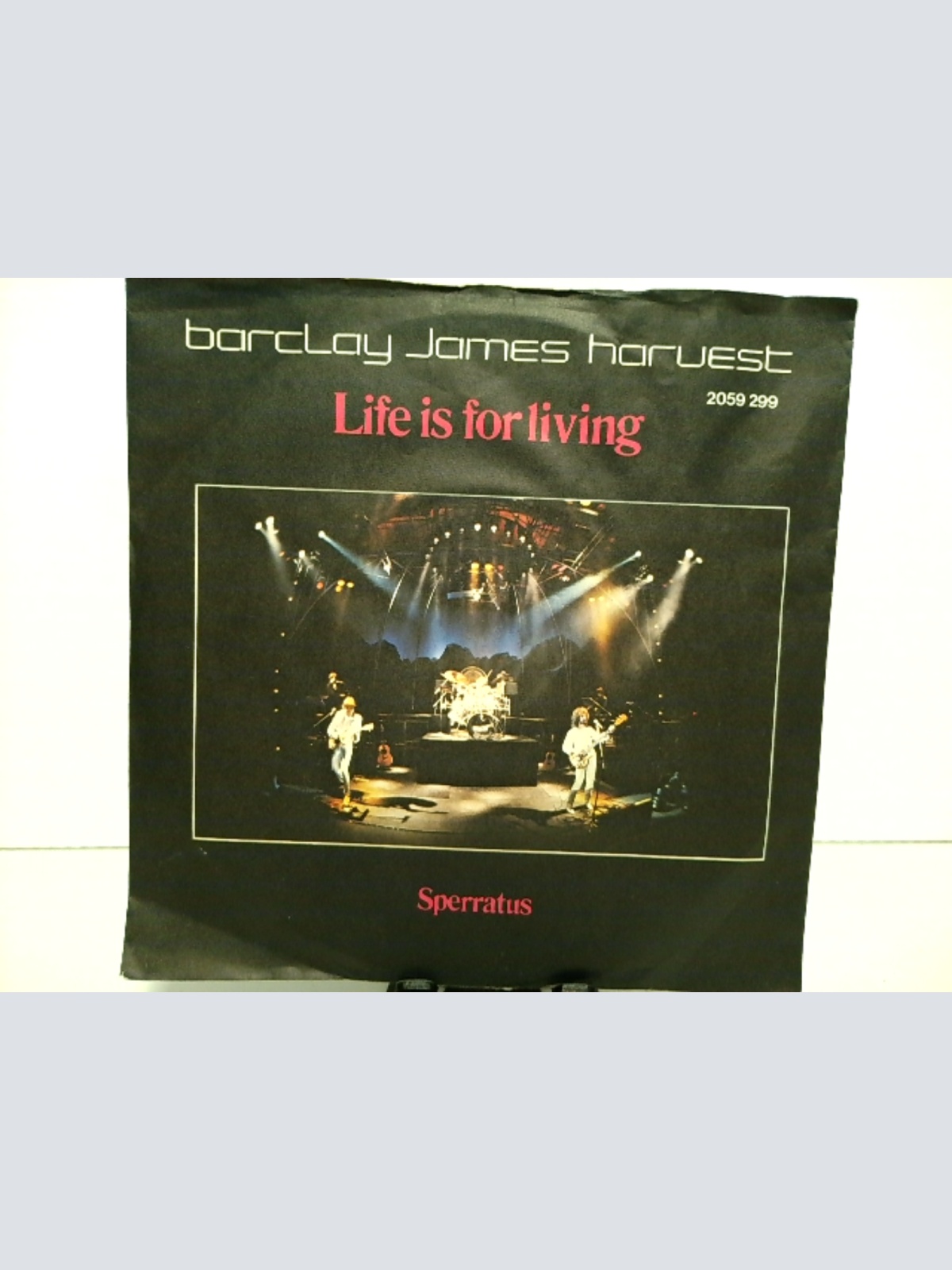 SINGLE / Barclay James Harvest – Life Is For Living