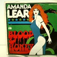 SINGLE / Amanda Lear – Blood & Honey