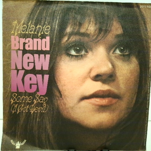 SINGLE / Melanie (2) – Brand New Key