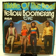 SINGLE / Middle Of The Road – Yellow Boomerang