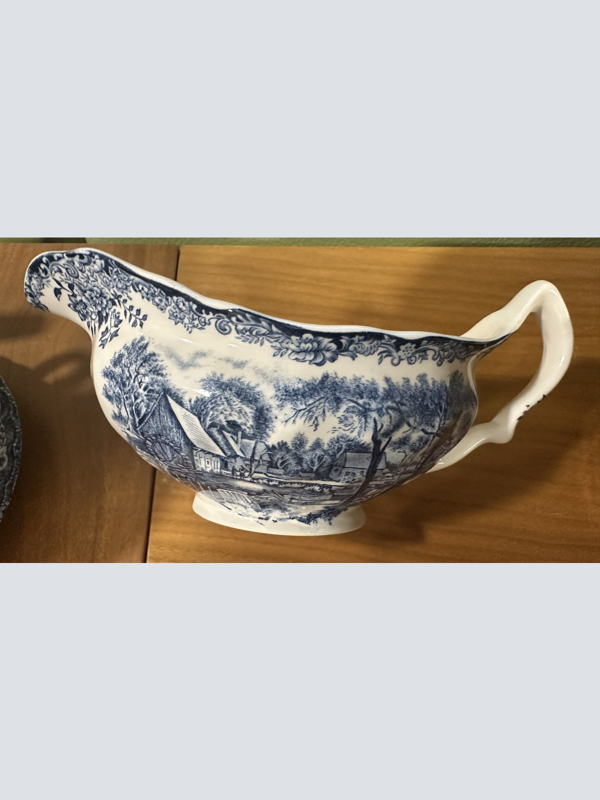 Wunderschönes Johnson Bros "Mill Stream" Sammelgeschirr 40-teilig