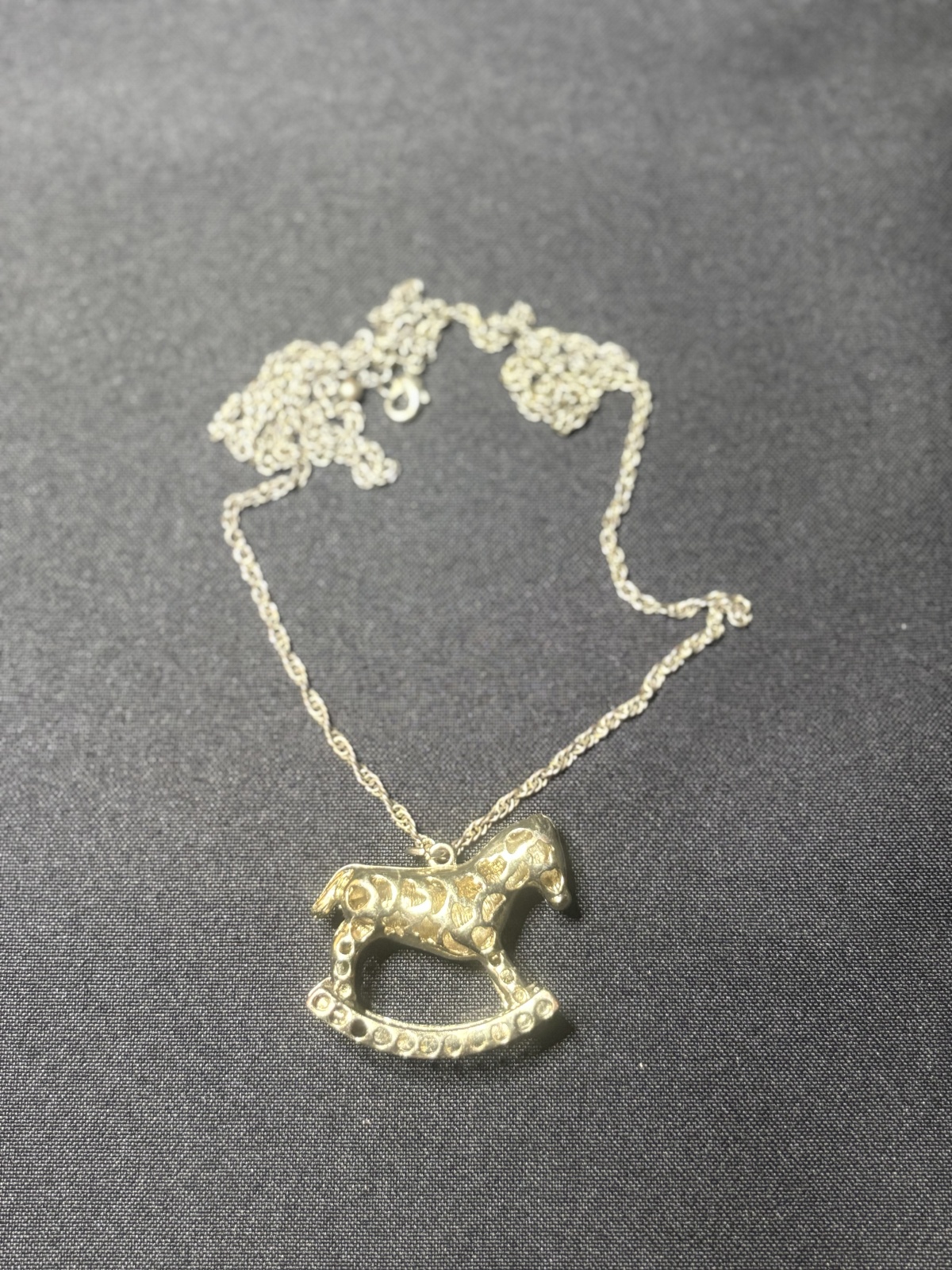 Vintage Spielzeugpferd Anhänger