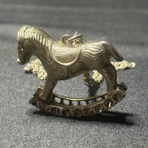 Vintage Spielzeugpferd Anhänger