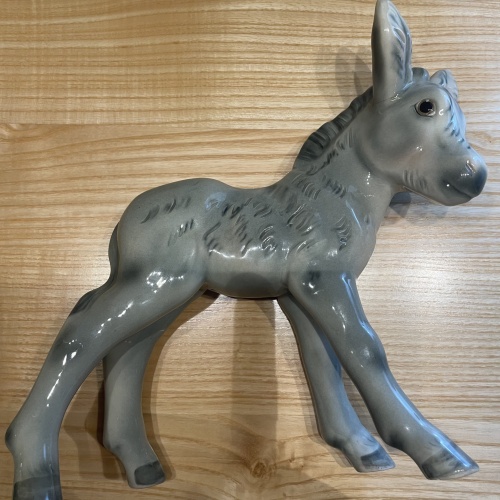 Großer Esel Steffl Fajencen Keramik mit Sprung am Bein