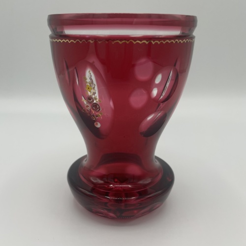 Antiker Fussbecher rot mit Emailmalerei