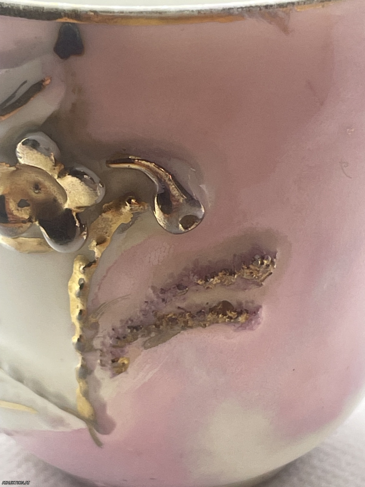 Sehr altes Prunkhäferl Jugendstil Rosenhäferl "Dem guten Kinde"