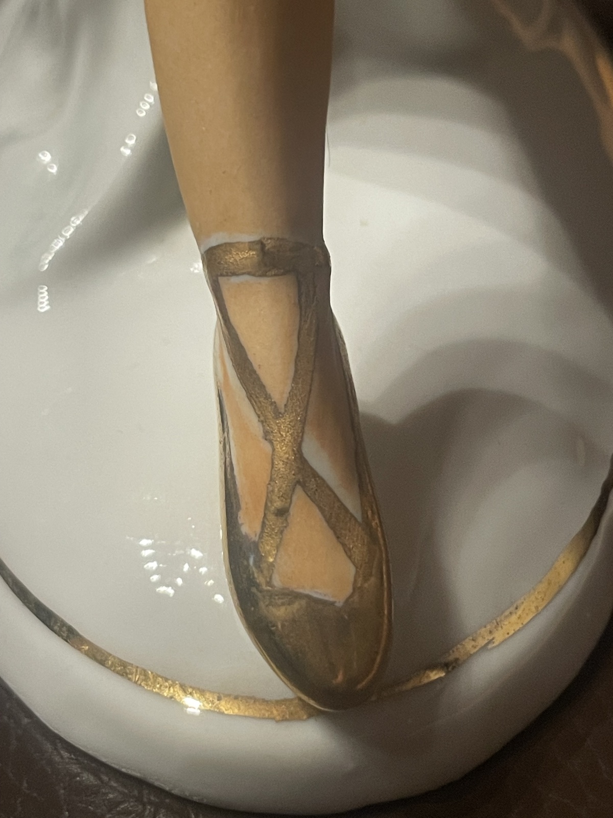 Erotische Tänzerin/Ballerina - Porzellanfigur