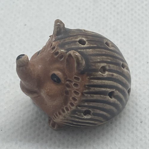 Kleiner Igel aus vermutlich Mürztaler Keramik