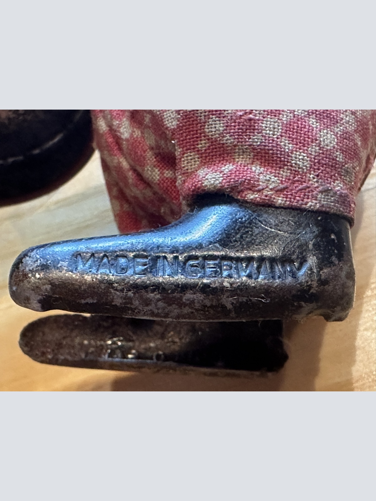 Rarität - Schuco Clown mit Trommel - Arme fehlen