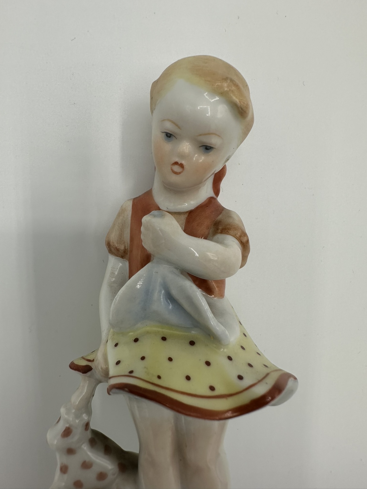 Herend Mädchen mit Puppe/60er Jahre