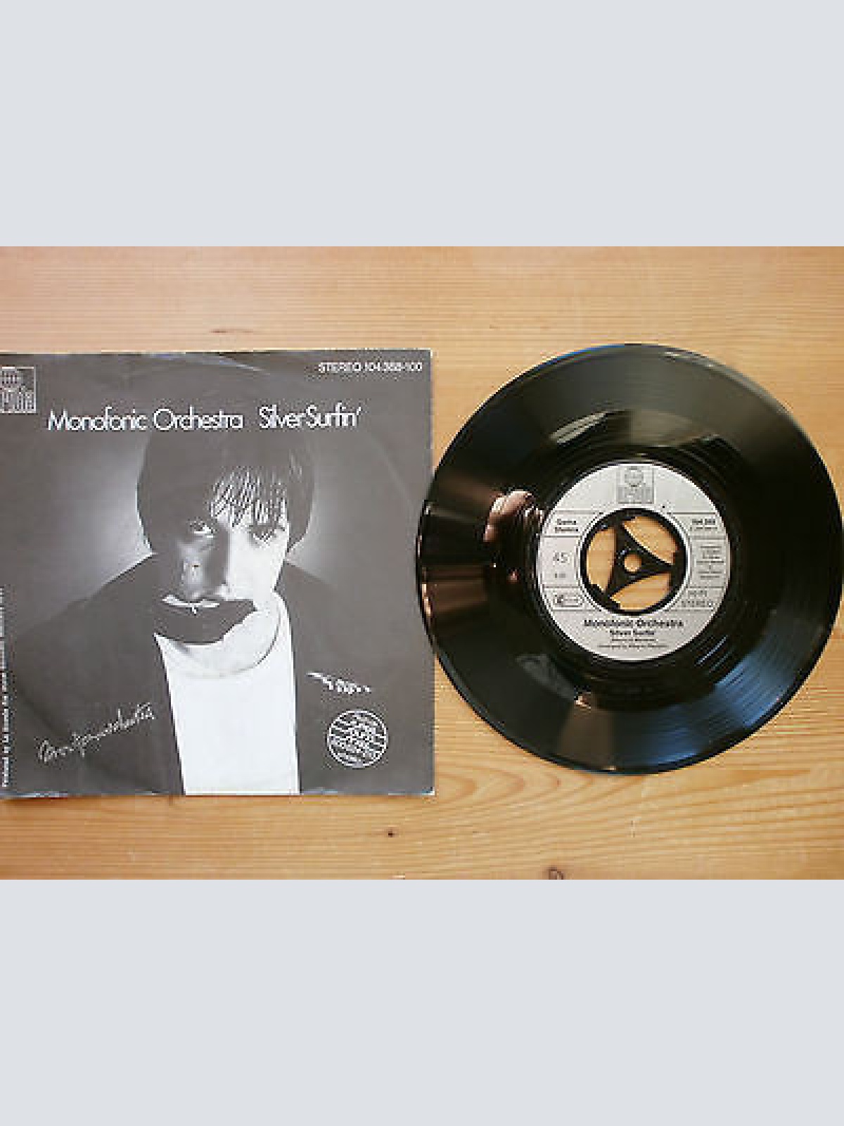 Vinyl / Monofonic Orchestra - Silver Surfin'