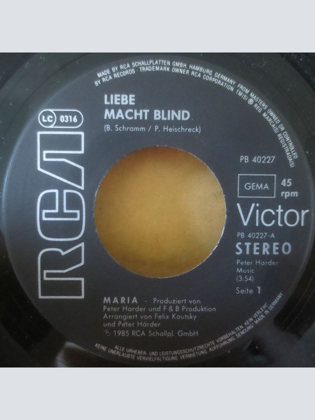 Vinyl / Maria (41) - Liebe Macht Blind