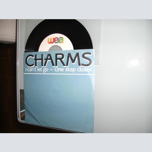 Vinyl / Charms (2) - I Can't Let Go / One Step Closer