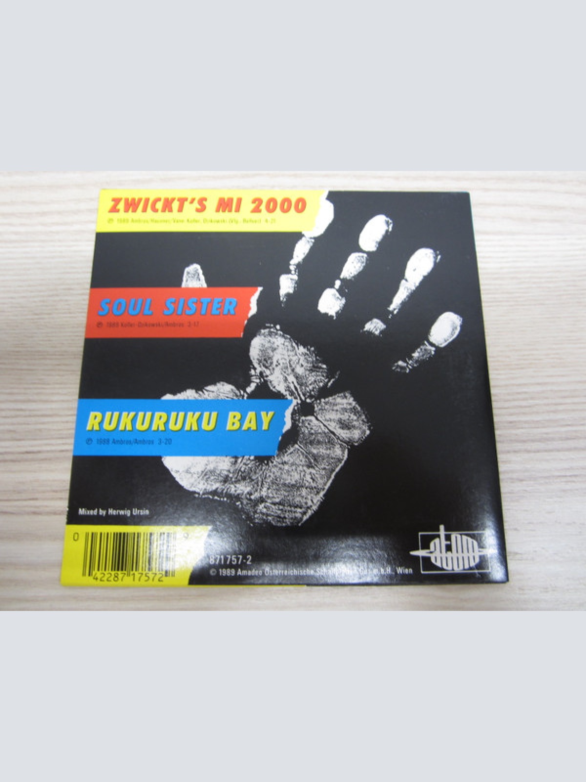 CD / W. Ambros*, № 1* - Zwickt's Mi 2000