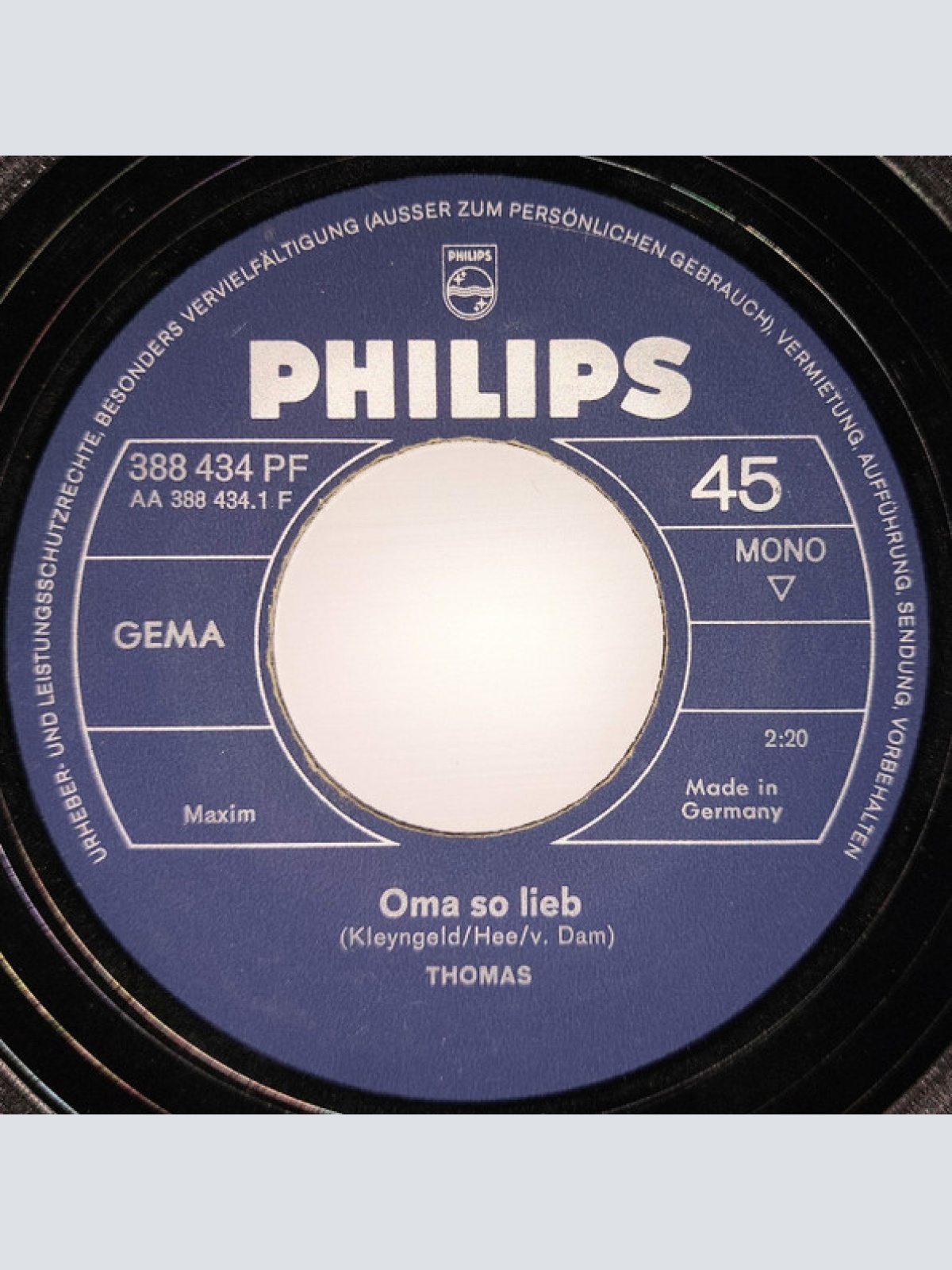 Vinyl / Thomas (86) - Oma So Lieb