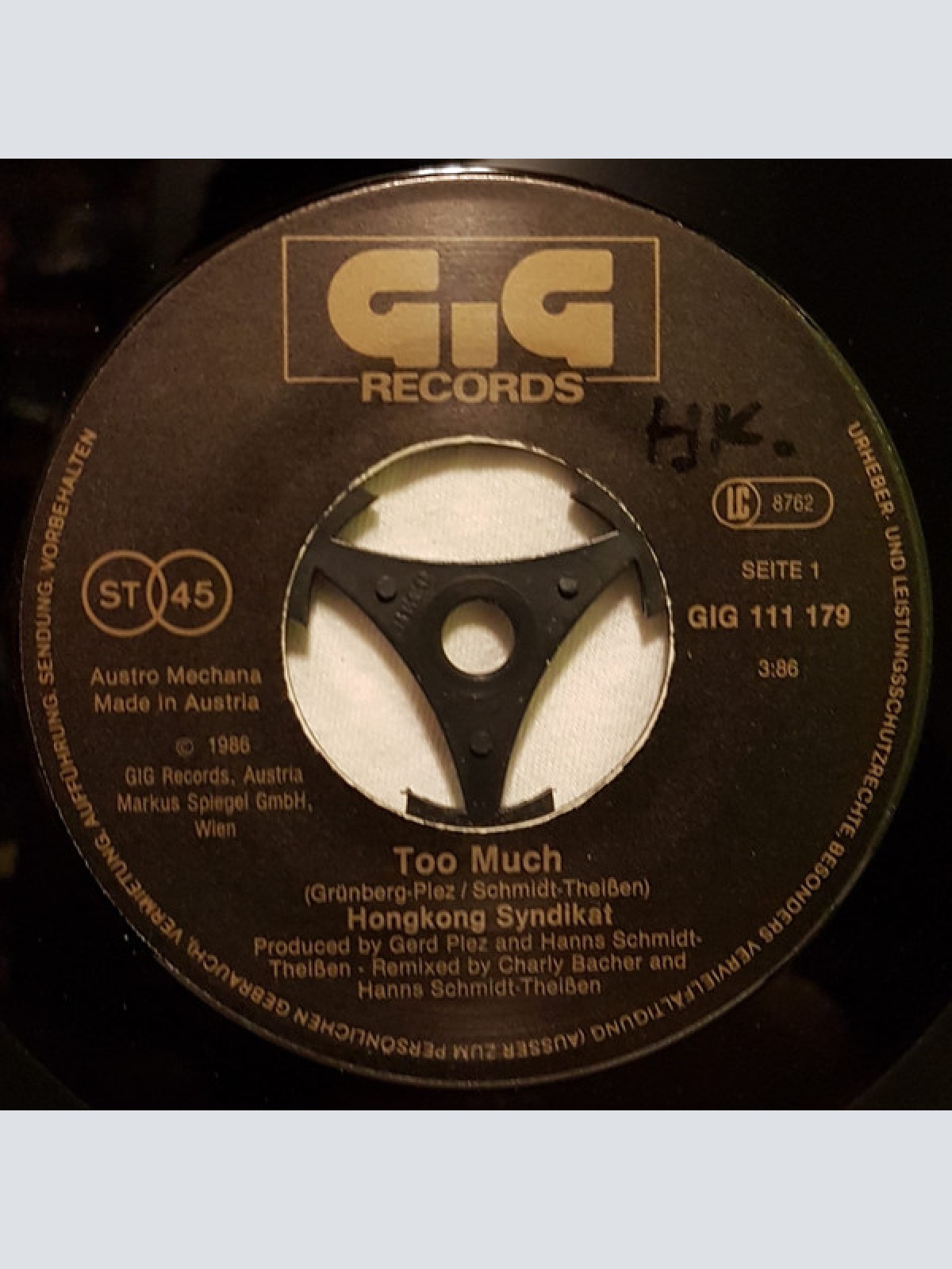 Vinyl / HongKong Syndikat - Too Much