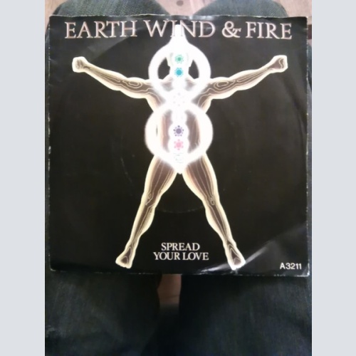 Vinyl / Earth, Wind & Fire - Spread Your Love
