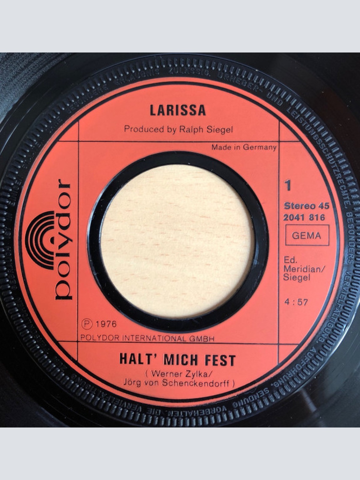 Vinyl / Larissa* - Halt' Mich Fest