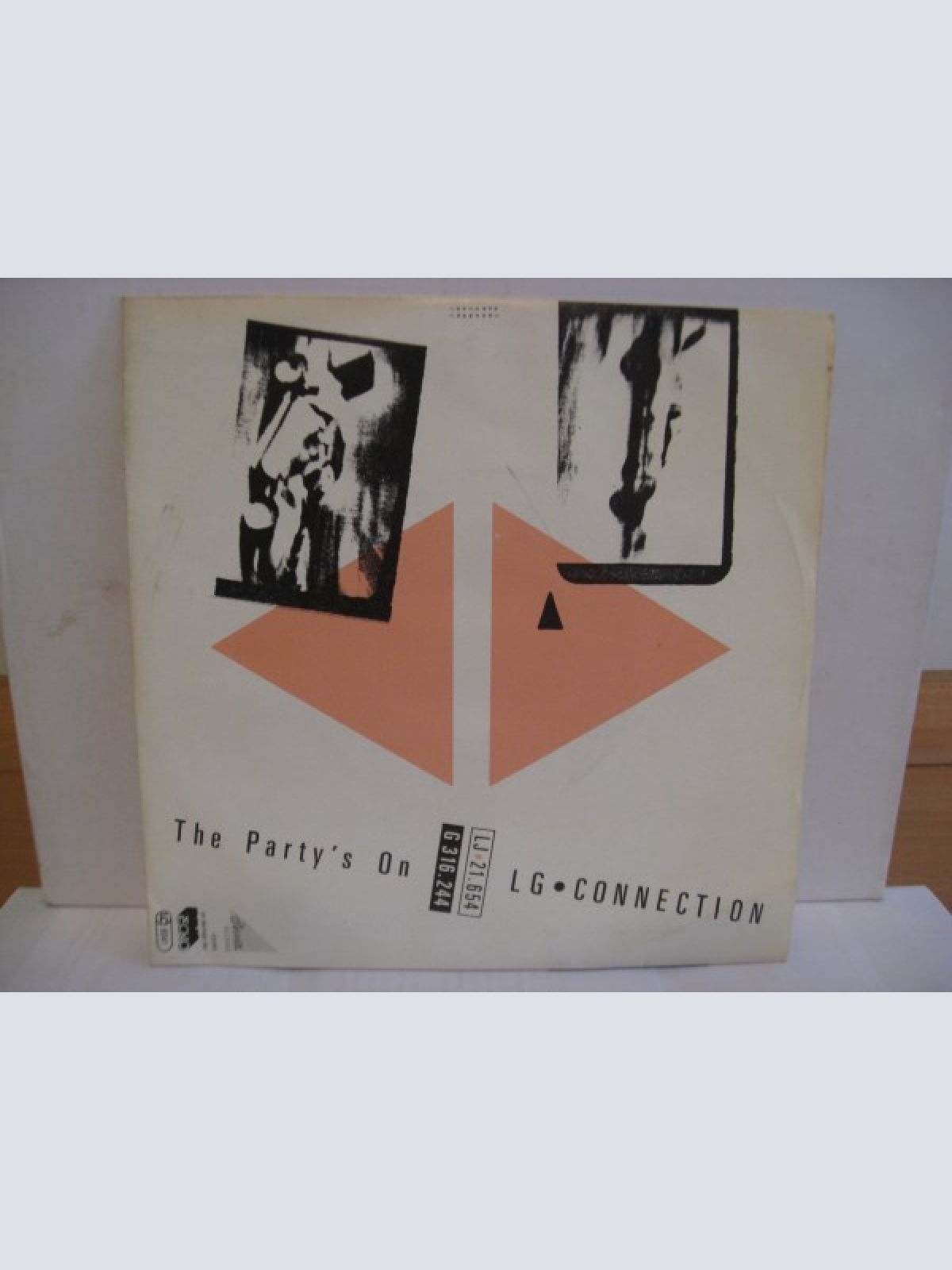 Vinyl / LG Connection - The Party´s On