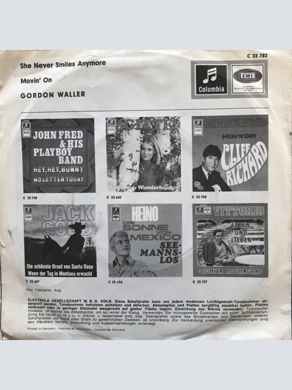 Vinyl / Gordon Waller - Movin' On / She Never Smiles Anymore