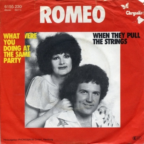 Vinyl / Romeo (31) - When They Pull The Strings