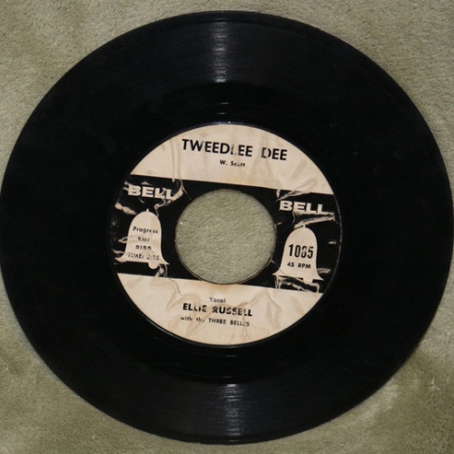 Vinyl / Ellie Russell With The Three Belles / Buddy Smith, Larry Clinton And Orchestra* - Tweedlee Dee / Everlovin'