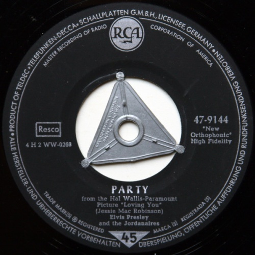 Vinyl / Elvis Presley And The Jordanaires - Party / Got A Lot O' Livin' To Do