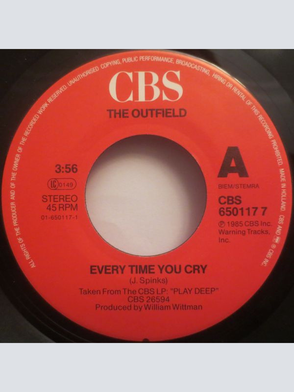 Vinyl / The Outfield - Every Time You Cry / Say It Isn't So