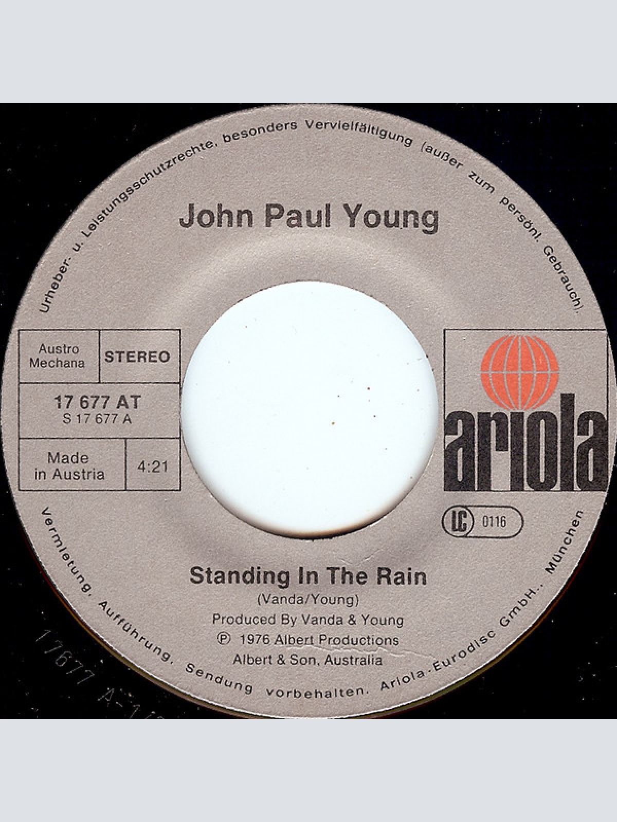 Vinyl / John Paul Young - Standing In The Rain / Keep On Smiling