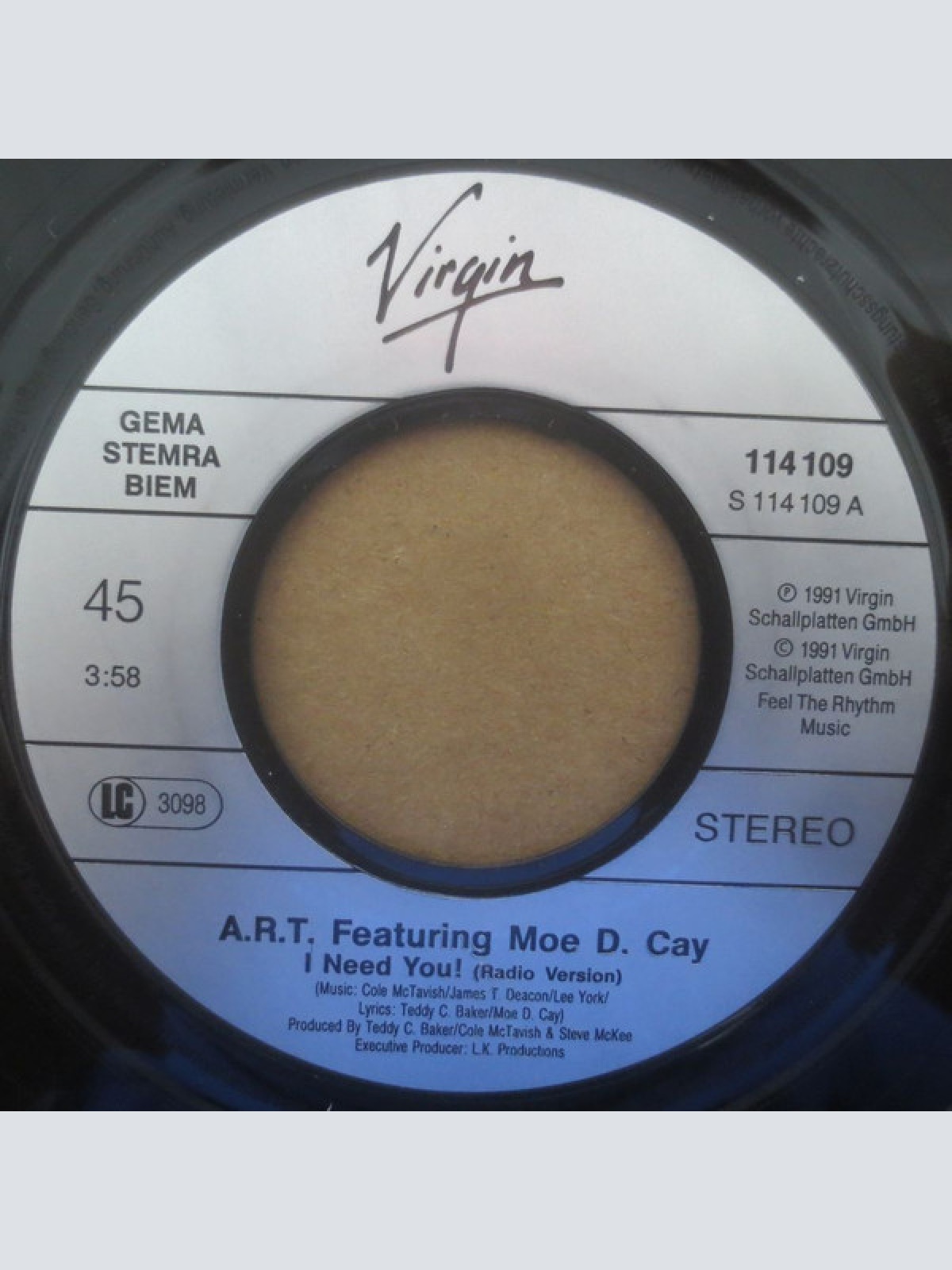 Vinyl / A.R.T. (2) Featuring Moe D. Cay - I Need You!