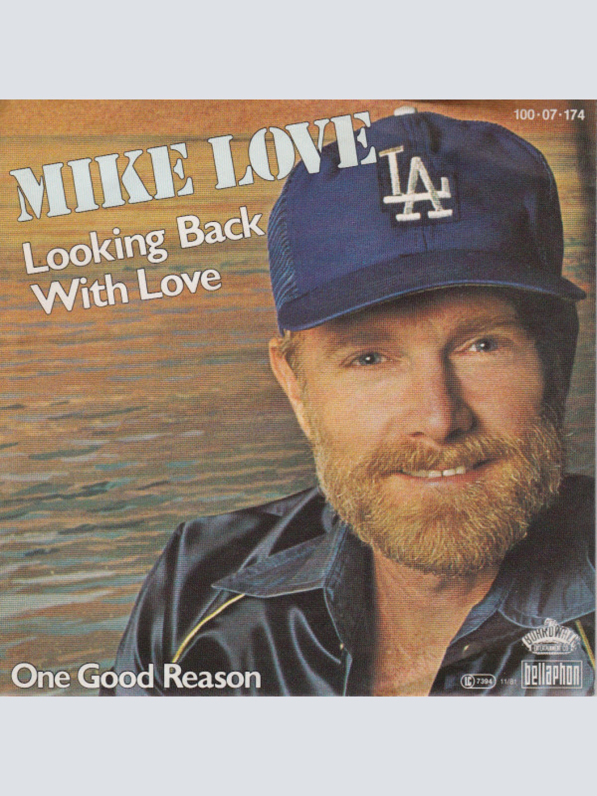 Vinyl / Mike Love - Looking Back With Love