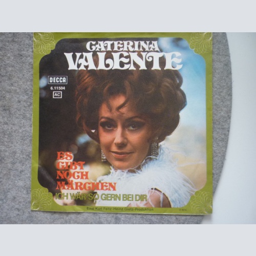 Vinyl / Caterina Valente - Es Gibt Noch Märchen