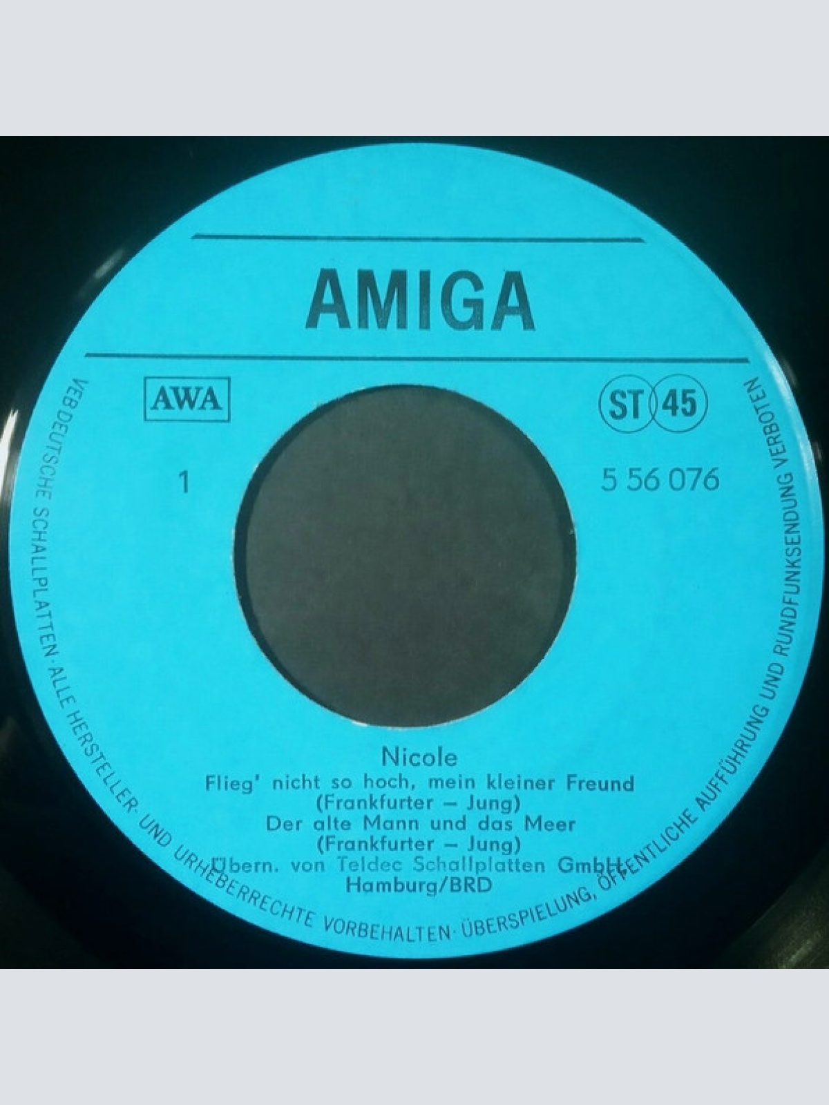 Vinyl / Nicole (2) - Nicole