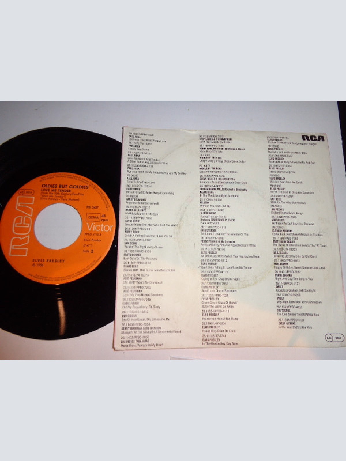 Vinyl / Elvis Presley - Can't Help Falling In Love