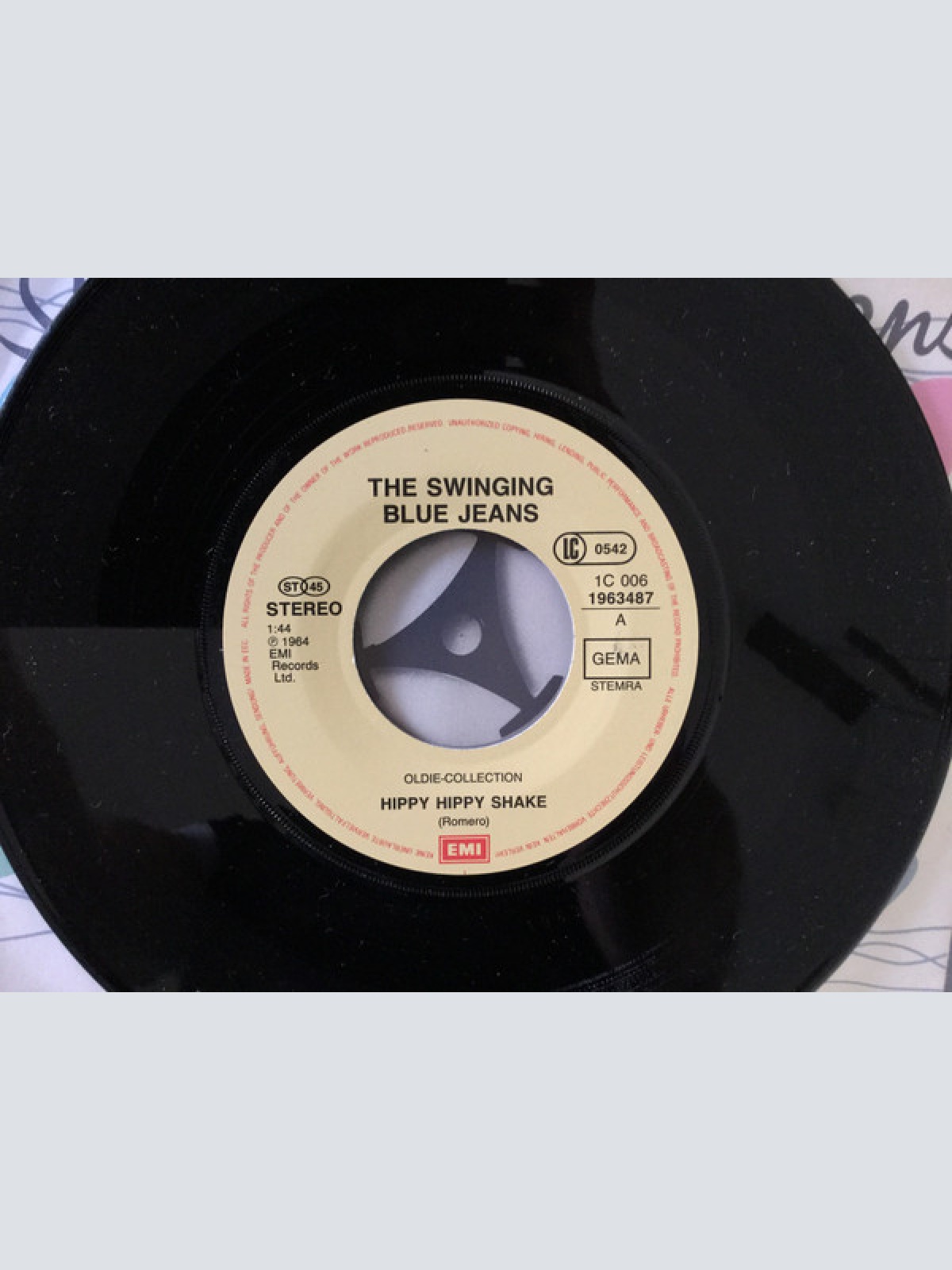 Vinyl / The Swinging Blue Jeans - Hippy Hippy Shake / Good Golly Miss Molly